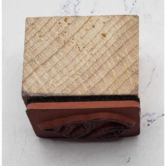 Small Seashell 1x1 Wood Mounted Rubber Stamp - Picture 5 of 7